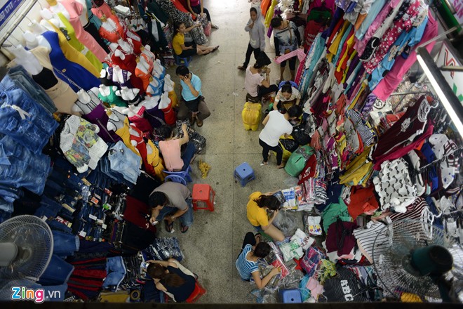 Hướng dẫn tìm nguồn hàng bán buôn quần áo giá rẻ