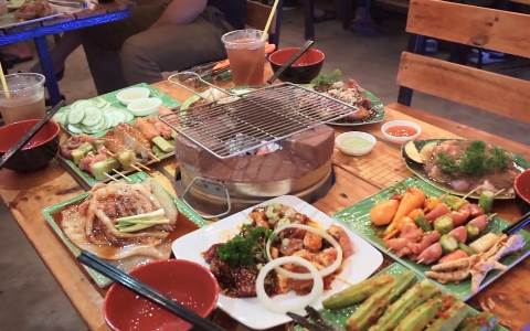 Thịt nướng vỉa hè