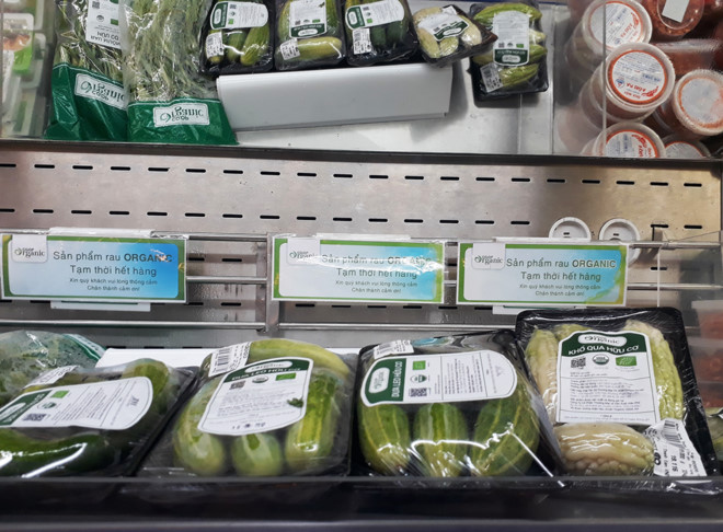 Rau Organic khan hiếm ở siêu thị Sài Gòn