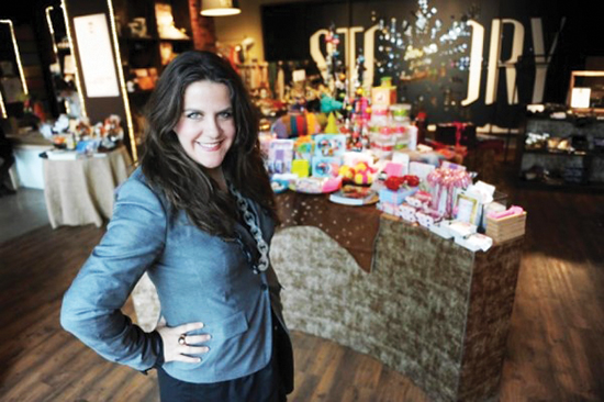 Cửa hàng giữa làn sóng online