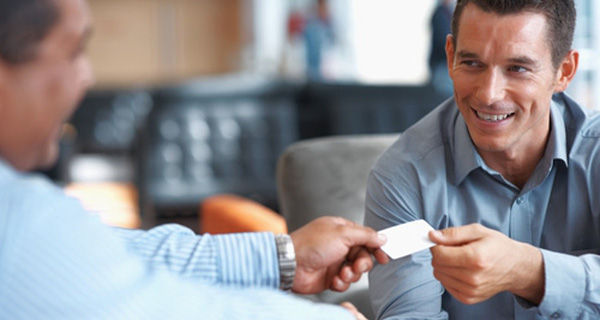 Lý do bạn nên rèn luyện khả năng sales dù công việc chẳng có gì liên quan đến bán hàng