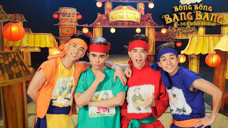 Nghệ sĩ Việt làm giàu từ YouTube, Facebook