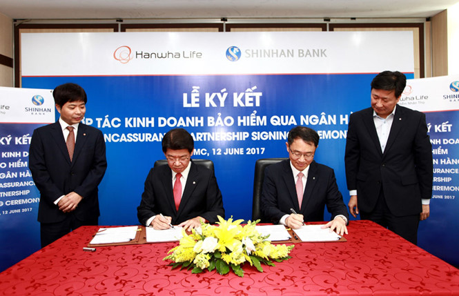 Khách hàng là động lực của sự phát triểnKhách hàng là động lực của sự phát triển