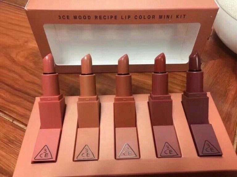 MỸ PHẨM PHỤ KIỆN SURI tại Tân Phú TPHCM với nhiều mặt hàng mỹ phẩm mới lạ cùng giá cả hợp lý sẽ giúp bạn kinh doanh sinh lời một cách dễ dàng