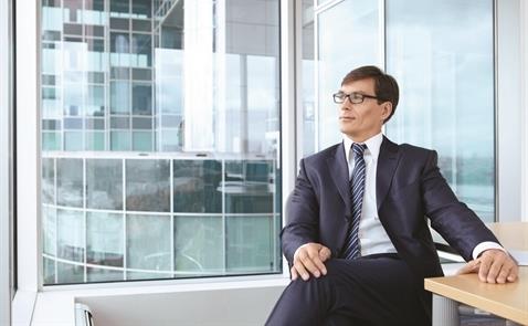 Việc CEO là thành viên nội bộ duy nhất trong hội đồng quản trị xuất hiện ở hơn phân nửa các công ty thuộc S&P 1500.