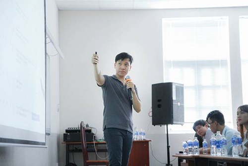 Khởi nghiệp tuổi 19: “Làm việc khôn ngoan không bao giờ thay thế được chăm chỉ”