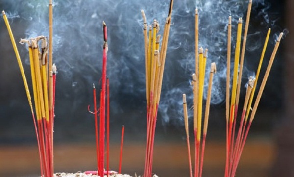 Chàng trai 9X kiếm triệu USD từ nhang sạch