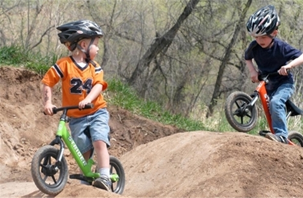 Kiếm triệu USD nhờ xe không bàn đạp