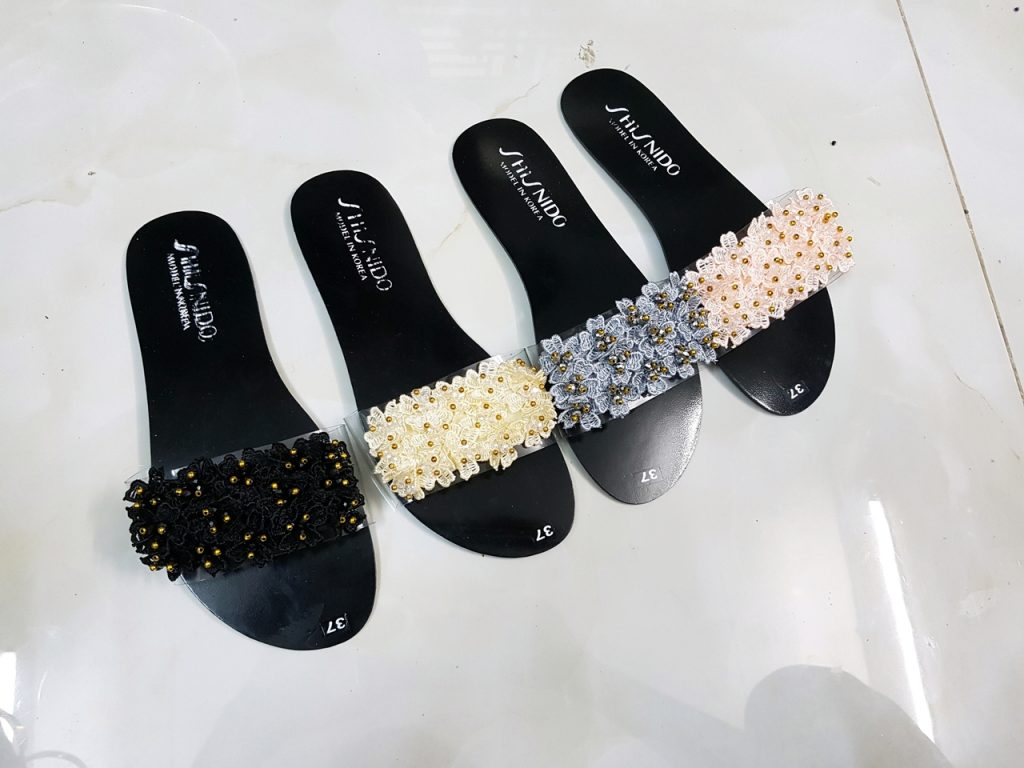 Giá theo số lượng: 38,000đ /đôi
