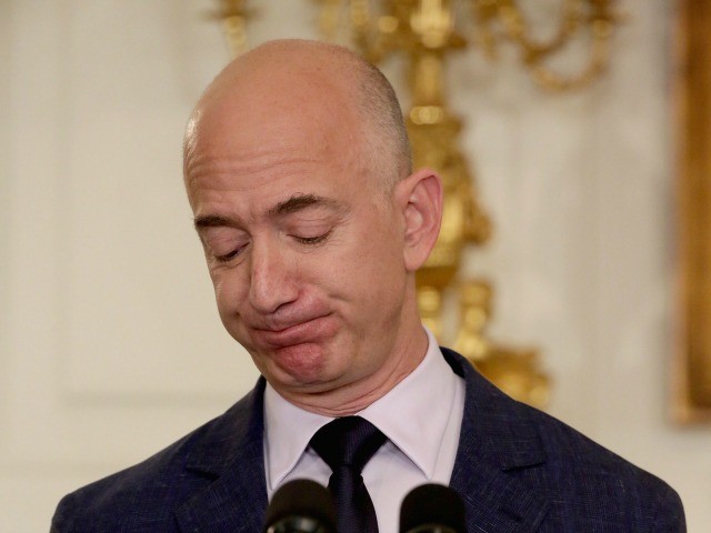 Jeff Bezos chỉ được làm người giàu nhất thế giới trong vài giờ