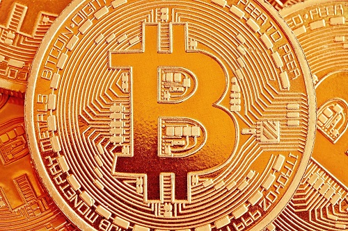 Bitcoin có thể tăng lên 10.000 USD nhưng không nên đầu tư