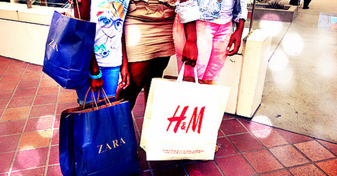 Chiến thuật định giá của 3 ông lớn thời trang nhanh Zara, H&M và Uniqlo: Có phải ai cũng thích bán đồ rẻ?