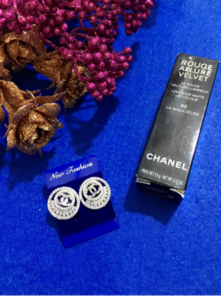 Giá theo số lượng: 36,000 - 39,000đ /đôi